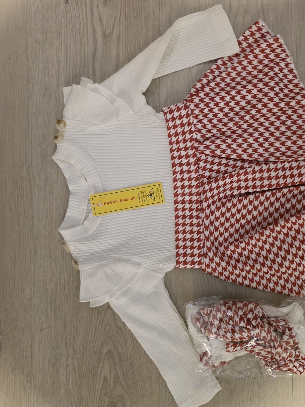SHEIN White Ribbed Top with Red Houndstooth Skirt Girls Dress Set
